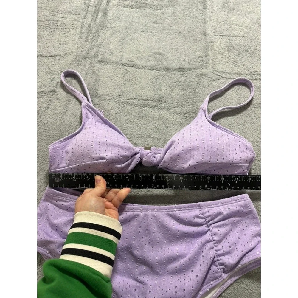 Unbranded eyelet textured